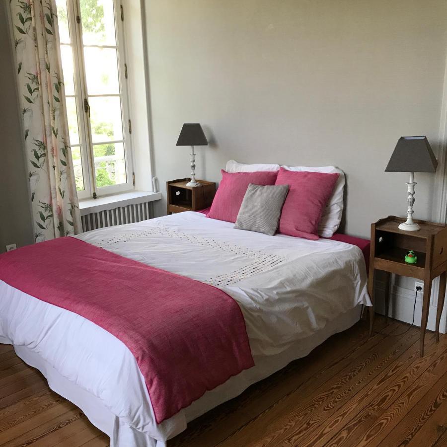 Bed and Breakfast Le Donjon D'Anthon Exterior foto